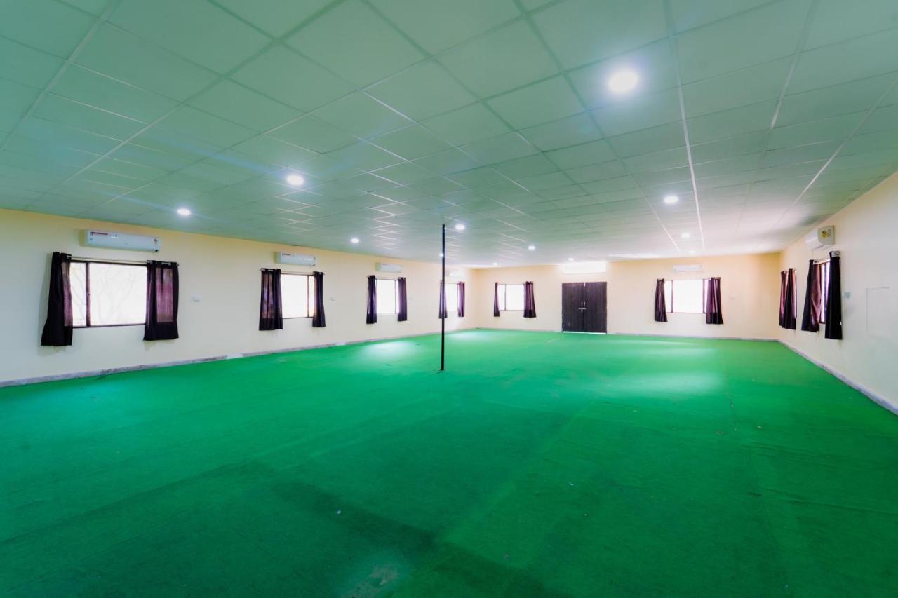 Narmada Hills Resort Godarpura Exteriör bild