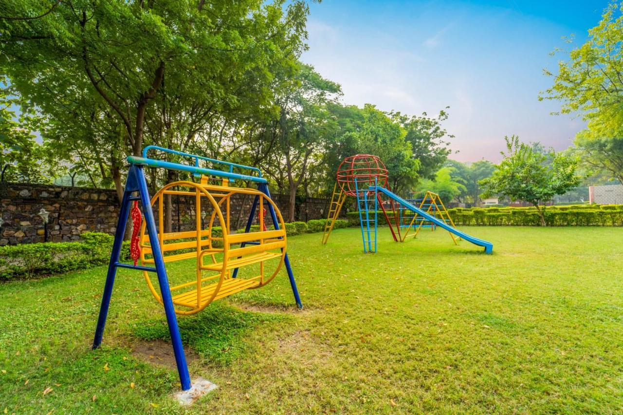 Narmada Hills Resort Godarpura Exteriör bild