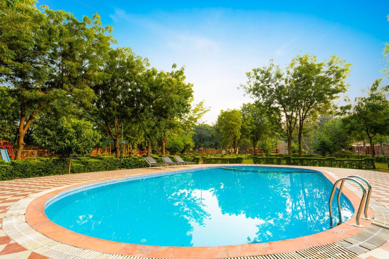 Narmada Hills Resort Godarpura Exteriör bild