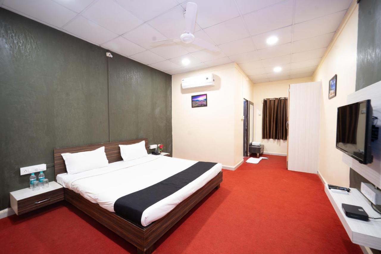Narmada Hills Resort Godarpura Exteriör bild
